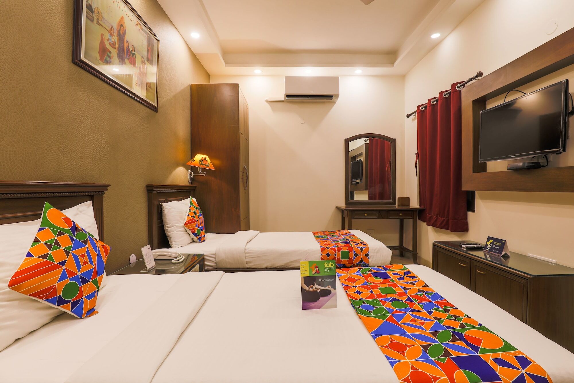 Itsy Hotels Hamlets Stay ノイダ エクステリア 写真